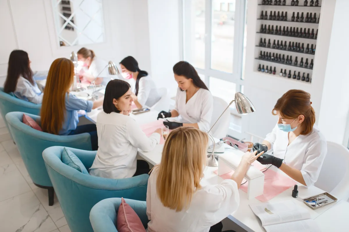 Control DSP la salon și frizerie: ce cere norma de igienă pentru dezinsecție și deratizare